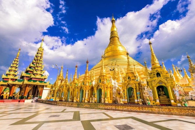 Shwedagon Pagoda - Yangon Travel Guide