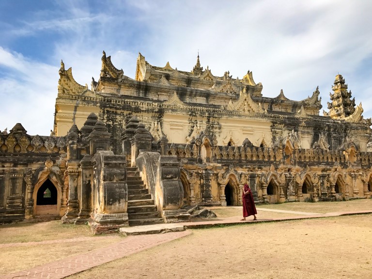 Mandalay Travel Guide