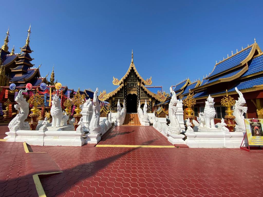 Wat Pipat Mongkol