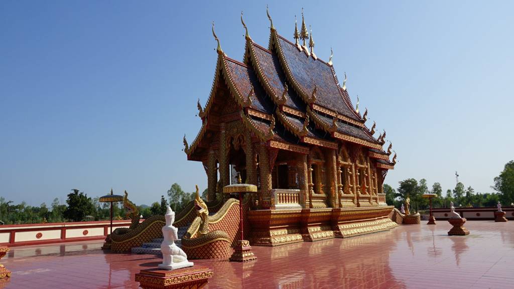 Wat Pipat Mongkol