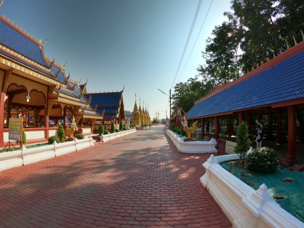 Wat Pipat Mongkol