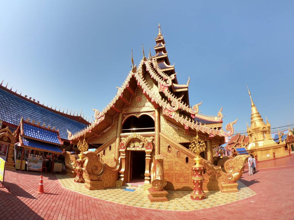 Wat Pipat Mongkol