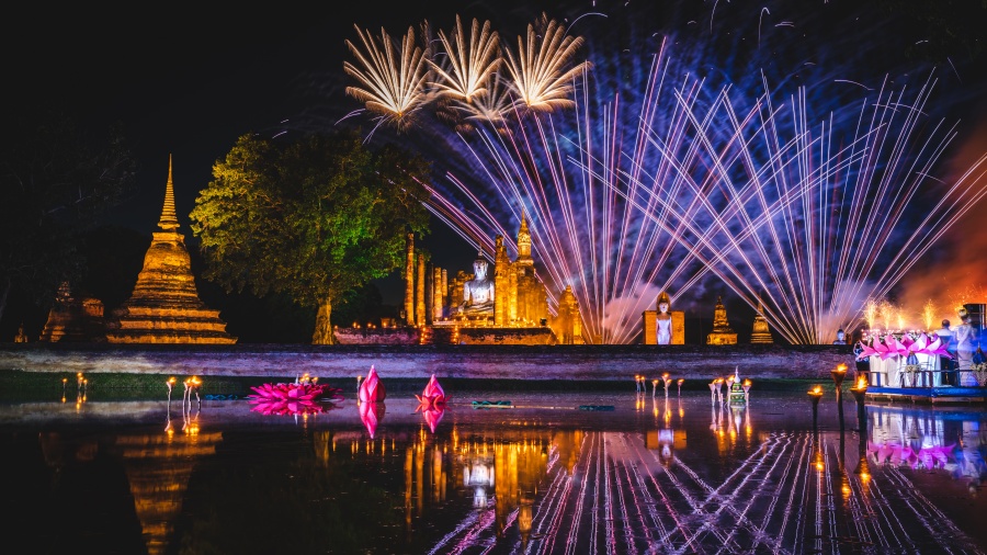 Sukhothai Loy Krathong