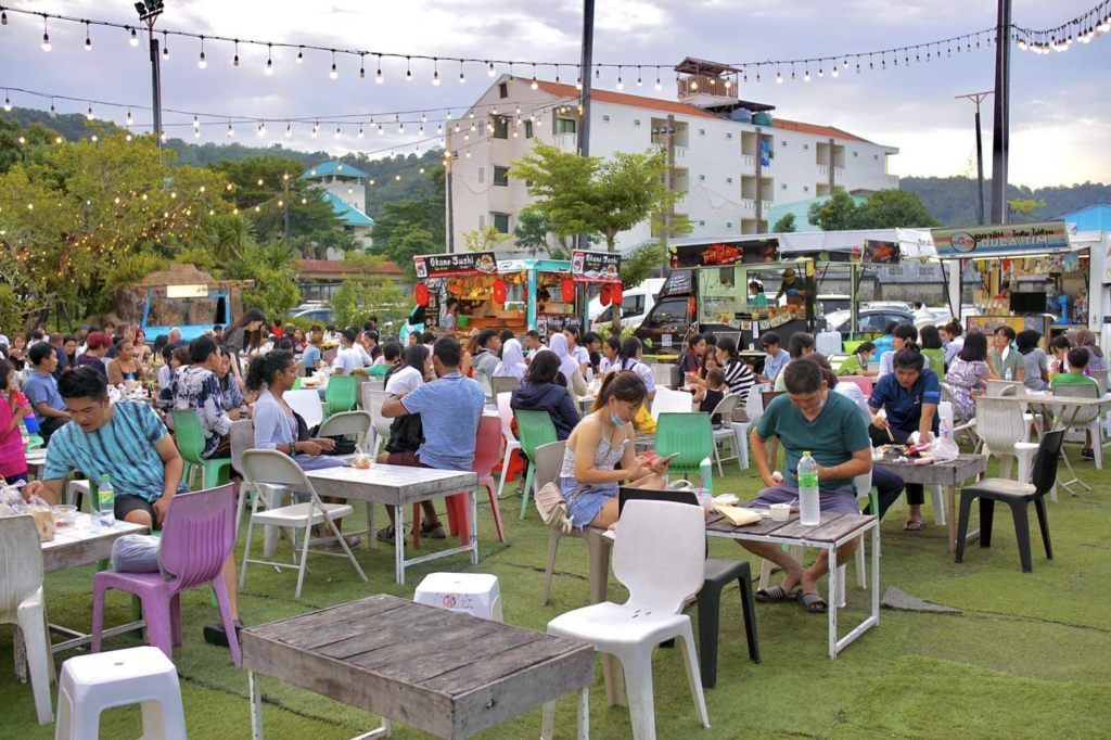 Best Night Markets Phuket