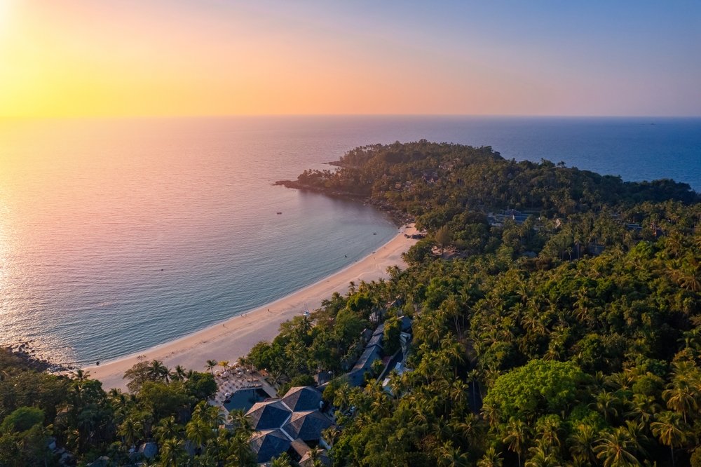 หาดสุรินทร์ จุดชมวิวพระอาทิตย์ตกภูเก็ต