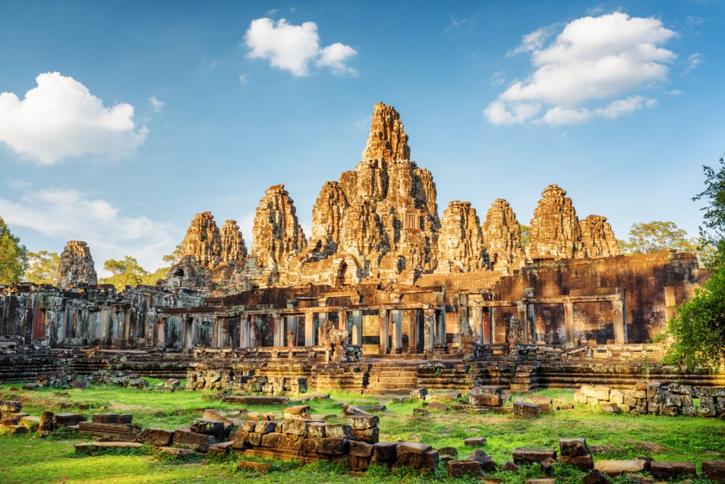 Traveling activities Cambodia