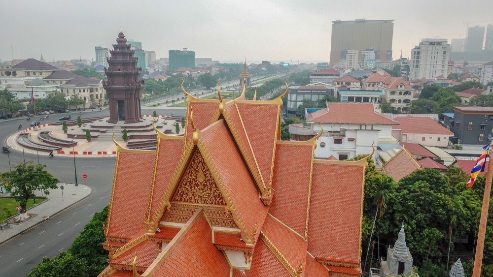 temples-visit-phnom-penh