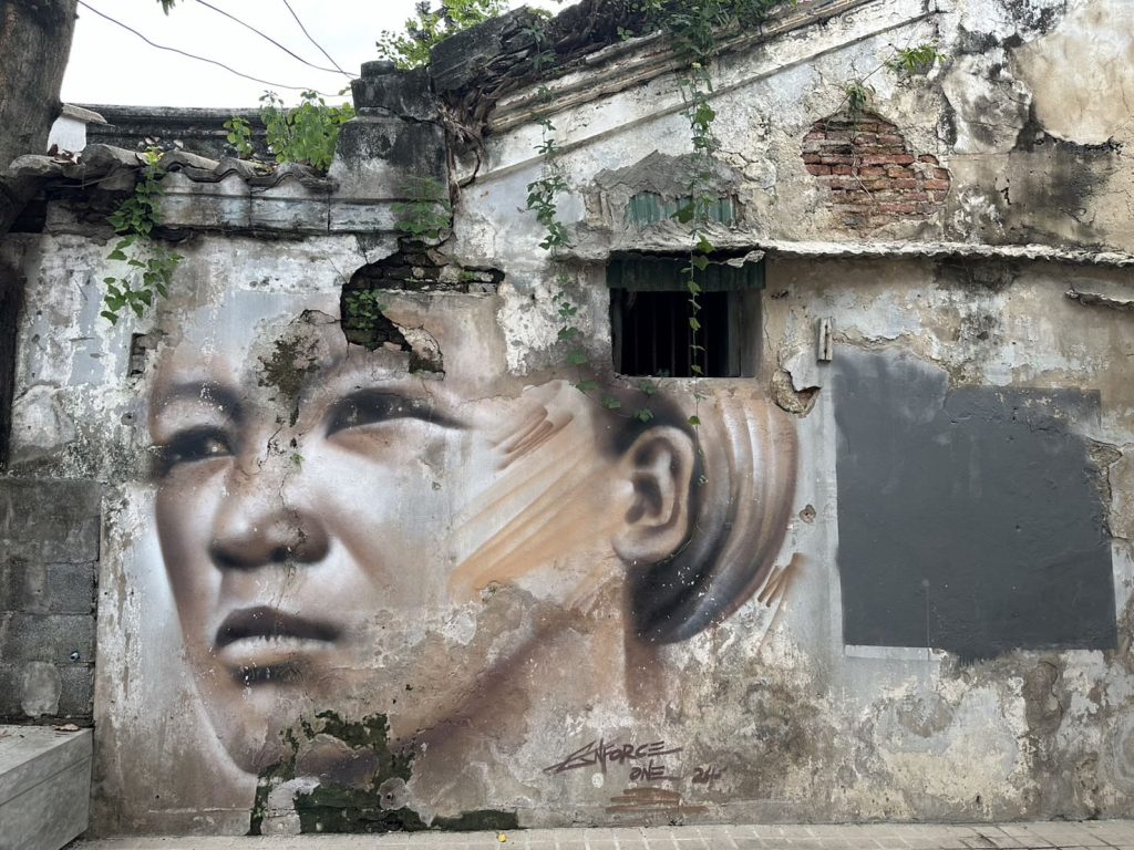 Women Face Street Art