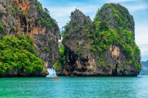Railay Beach: Thailand’s Hidden Treasure for Beach Lovers