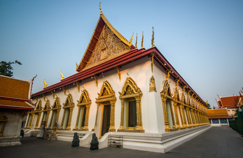 Big structure of Wat Chana Songkram