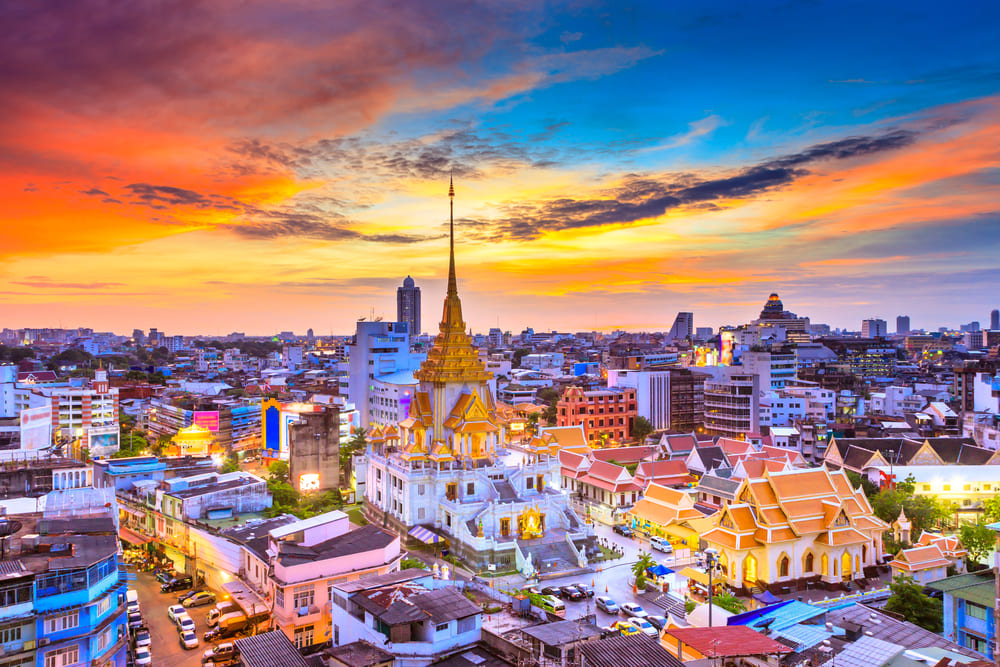 Bird-eye view of Wat Traimit