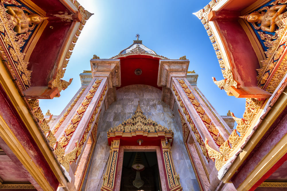 Dynamic view of Wat Chalong, Phuket