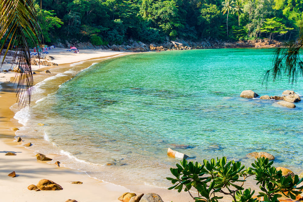หาดงั่ว Hua Beach ที่เที่ยวภูเก็ต