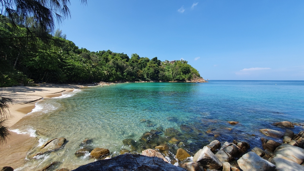 หาดกล้วย (Banana Beach) ที่เที่ยวภูเก็ต