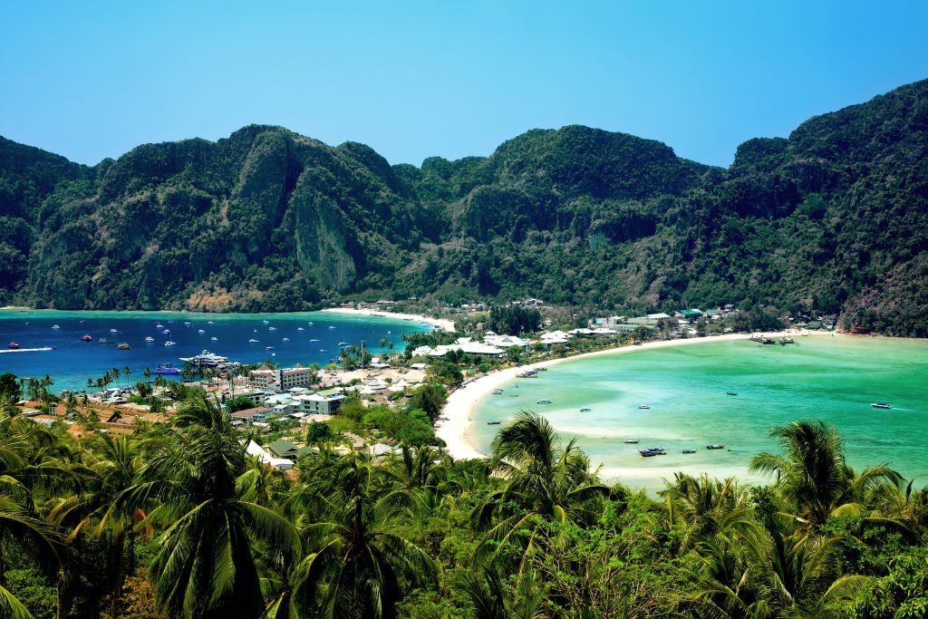 เกาะพีพี ที่เที่ยวคนเดียวจังหวัดกระบี่