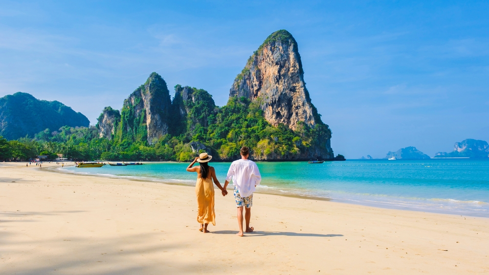 คู่มือเที่ยวหาดไร่เลย์ จังหวัดกระบี่