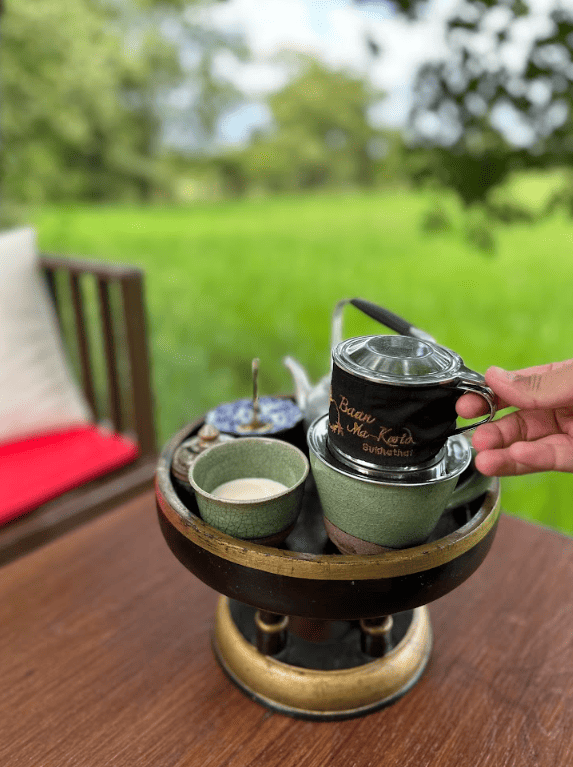 ดื่มกาแฟที่บ้านมะขวิด จังหวัดสุโขทัย