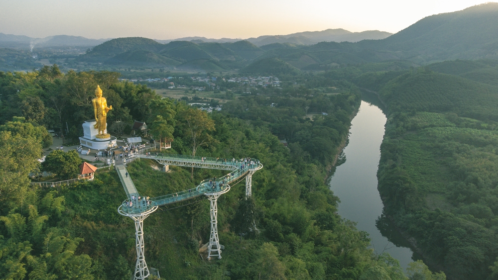 พระใหญ่ภูคกงิ้ว เชียงคาน จังหวัดเลย ที่เที่ยวเมืองรองของภาคอีสาน