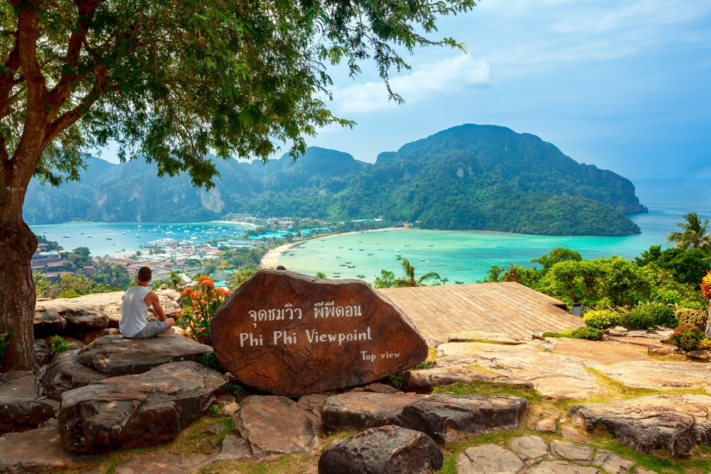 จุดชมวิวพีพีดอน เกาะพีพี จังหวัดกระบี่