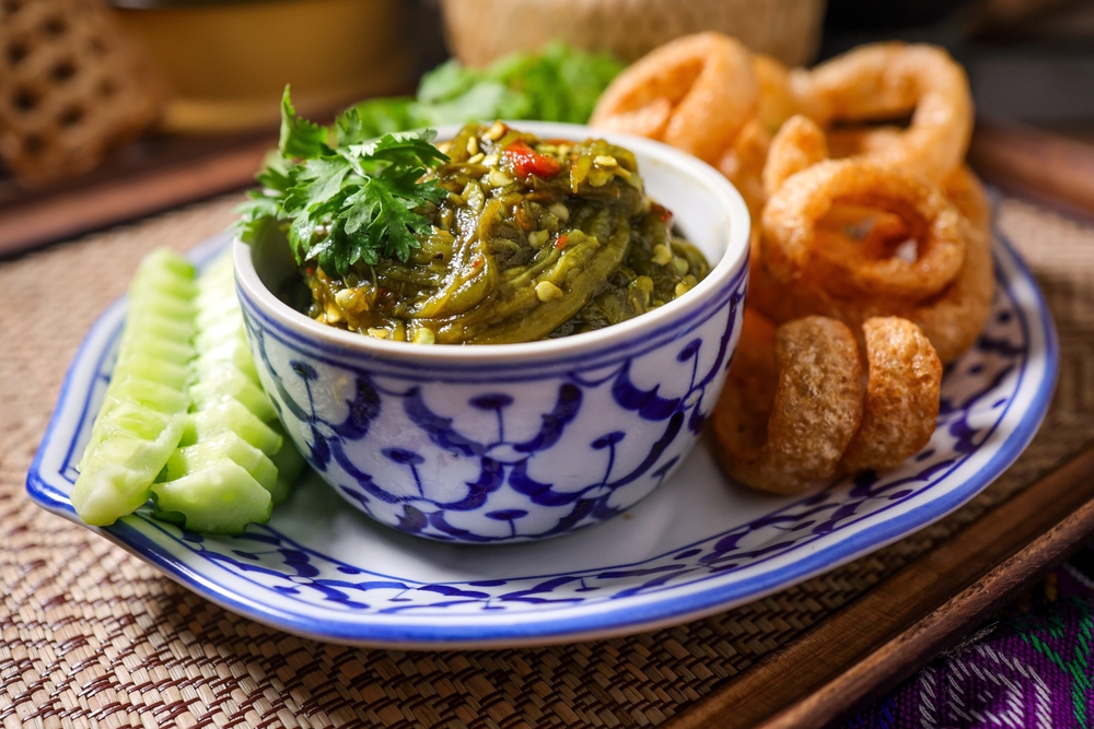 น้ำพริกหนุ่ม อาหารเหนือ