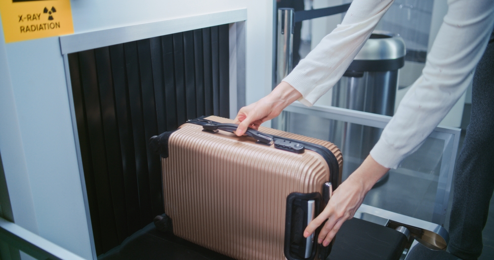 ตรวจสอบสัมภาระก่อนโหลดกระเป๋าใต้เครื่อง