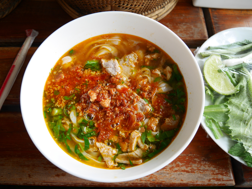 ข้าวซอยหลวงพระบาง อาหาร หลวงพระบาง