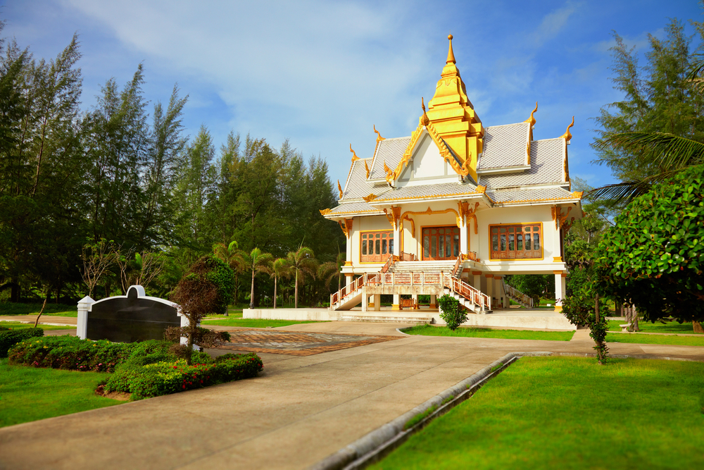 ศาลาจัดแสดงนิทรรศการภาพพระราชกรณียกิจ ณ หาดสุรินทร์