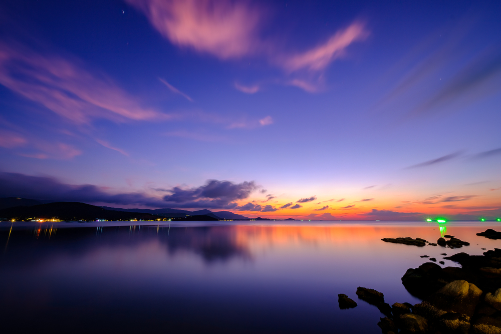 Gradient sunset sky with ocean view at Bangrak Beach, Koh Samui