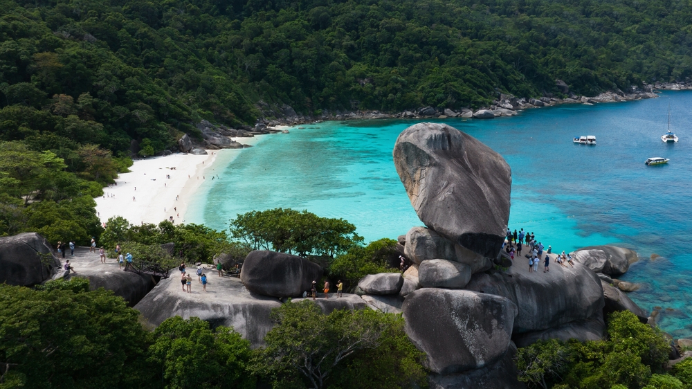 เที่ยวทะเลอันดามันที่ หมู่เกาะสิมิลัน จังหวัดพังงา