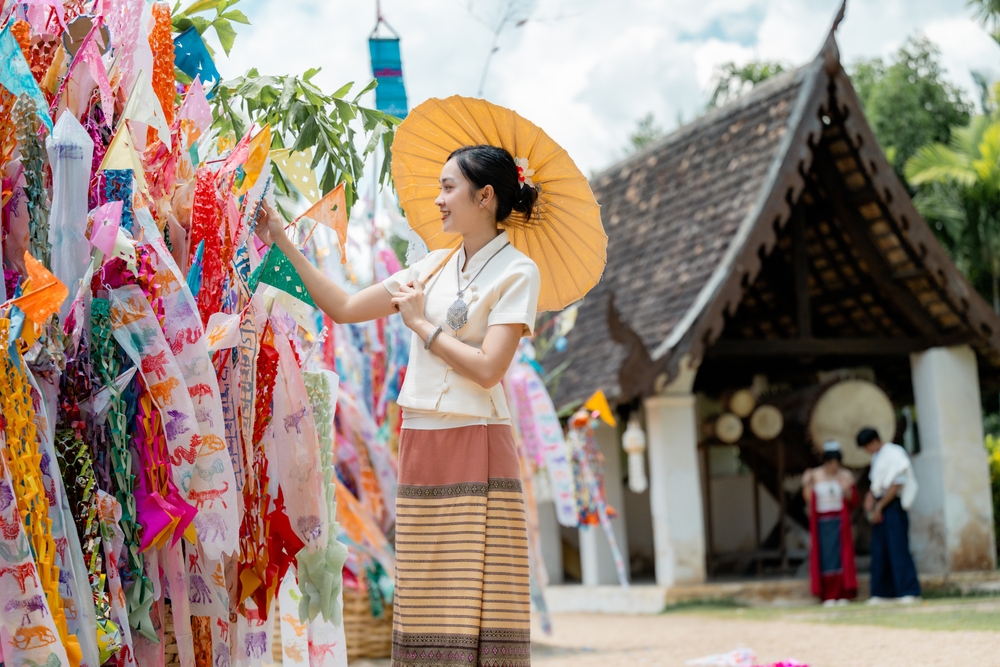 เที่ยวสงกรานต์เชียงใหม่ที่วัดโลกโมฬี