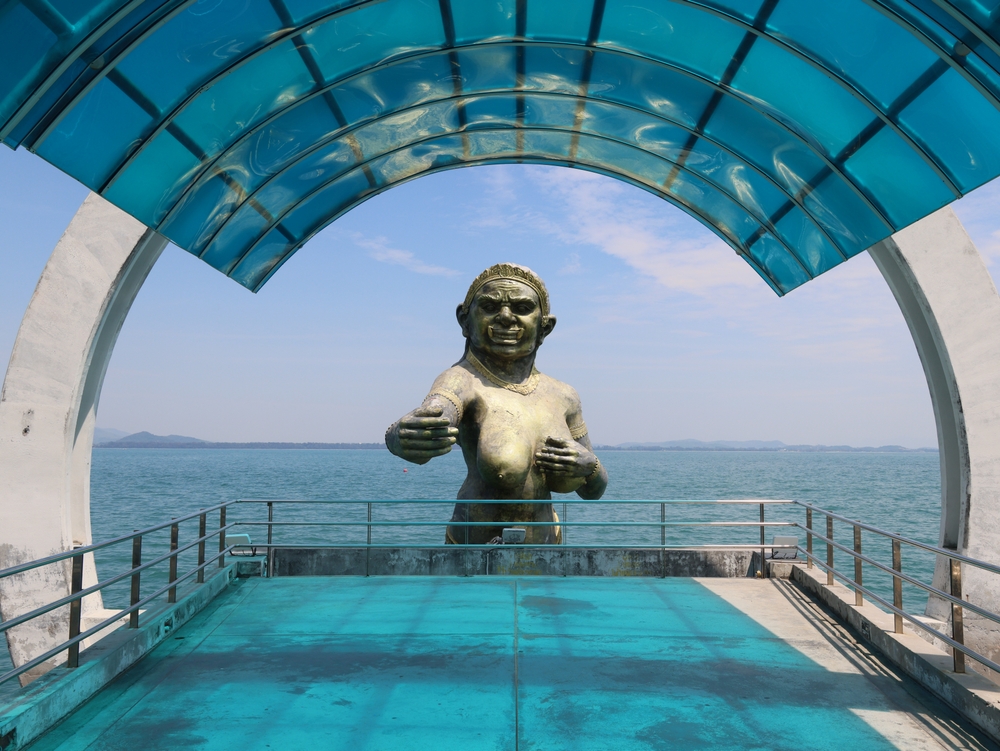 ท่าเรือหน้าด่าน เกาะเสม็ด จังหวัดระยอง 