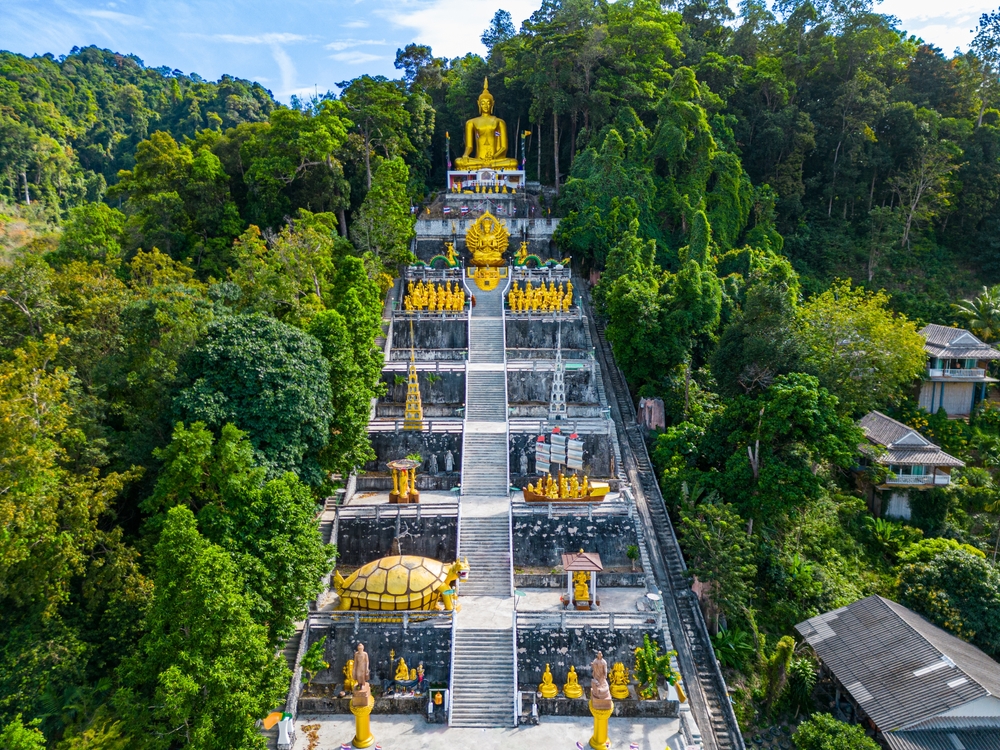 วัดภูเขาพระมหาโพธิสัตว์ จุด Unseen เมืองกระบี่ ใกล้สระมรกต