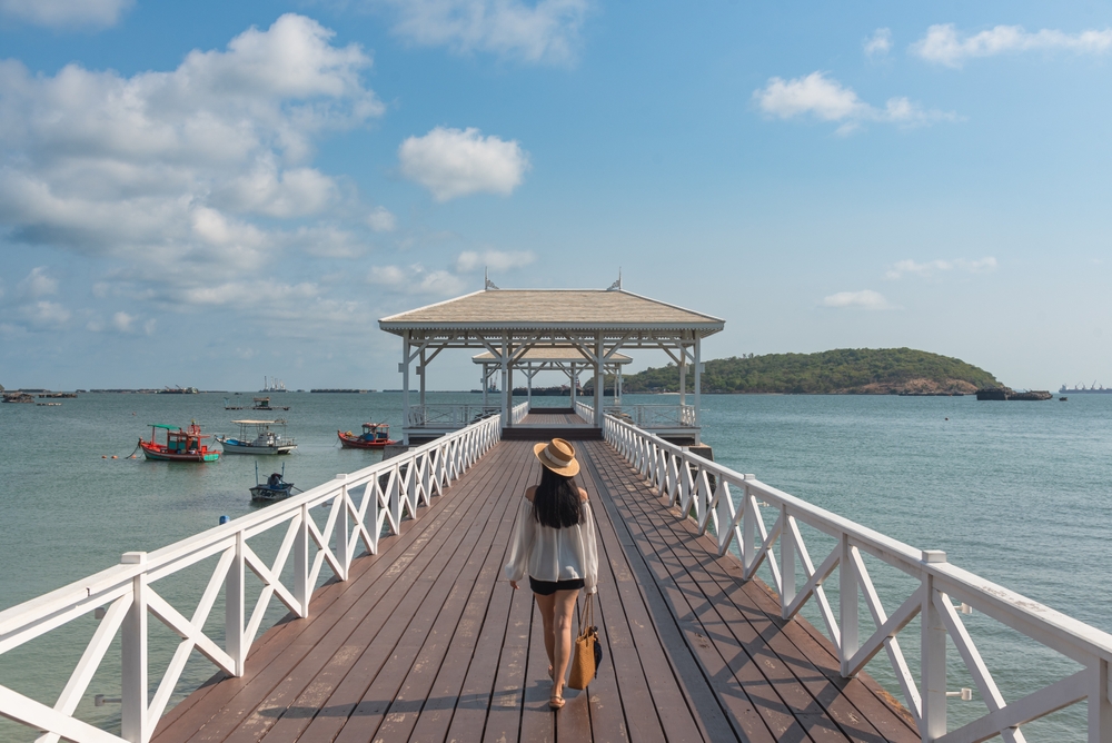 เกาะสีชัง จังหวัดชลบุรี ที่เที่ยวอ่าวไทย