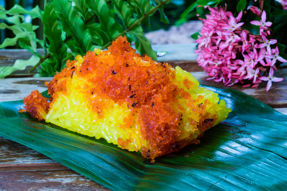 ข้าวเหนียวเหลือง ของทานเมืองตราด ในช่วงลมตะวันตก (เดือนมิถุนายน-สิงหาคม)