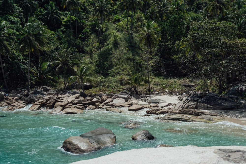 หาดท้องเหรง เกาะพะงัน จังหวัดสุราษฎร์ธานี