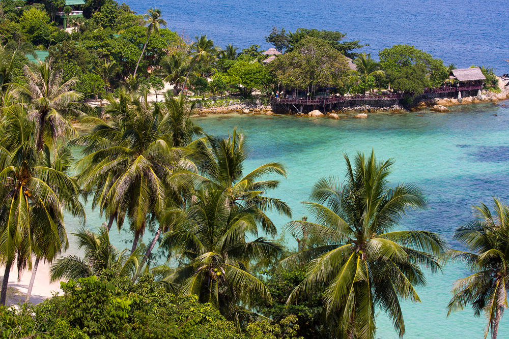 บรรยากาศรอบที่พักบนเกาะพะงัน