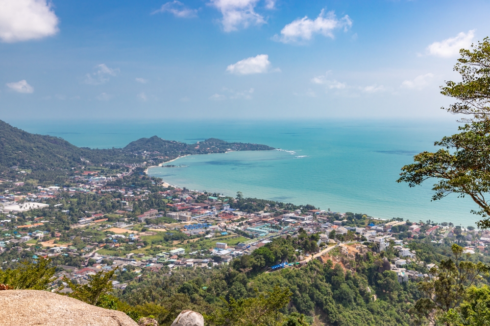 Spectacular 360-degree panoramic views of Koh Samui from the heights of Overlap Stone 2.