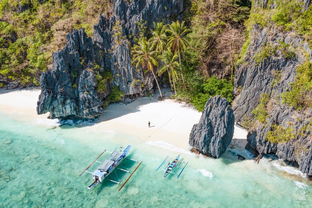 หาดเอนทาลูลา ประเทศฟิลิปปินส์ (Entalula Beach, Philippines) หาดที่สวยที่สุดในโลกปี 2026 อันดับ 1