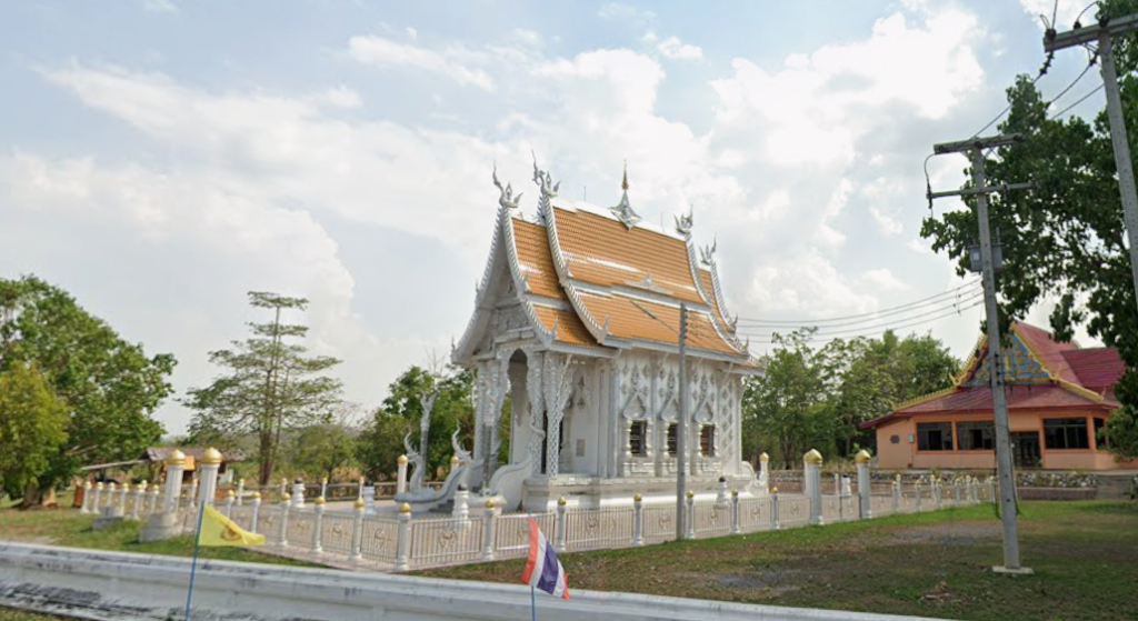 วัดธารชะอม ที่เที่ยวใกล้วัดพิพัฒน์มงคล จังหวัดสุโขทัย