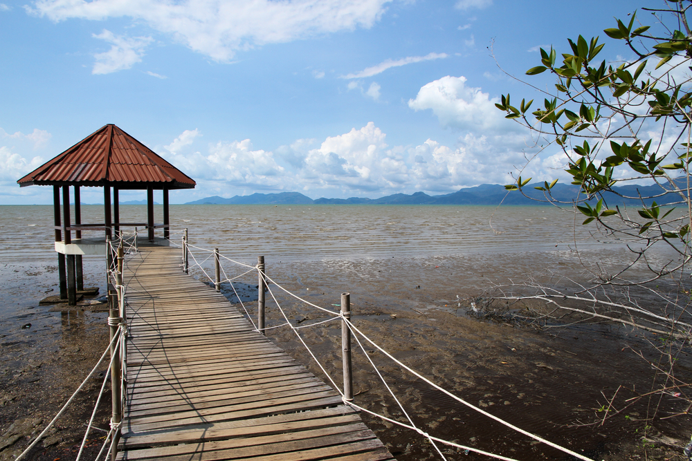 คู่มือเที่ยวหาดทรายดำ จ.ตราด