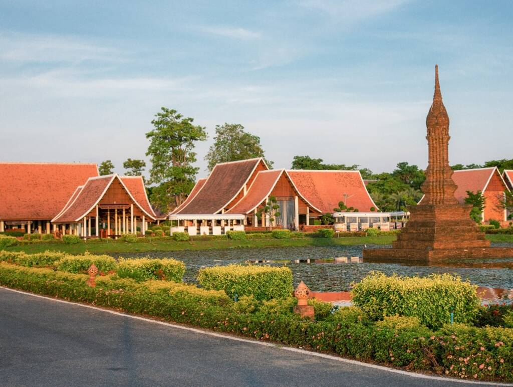 บริเวณสวนสัตว์สนามบินสุโขทัย แหล่งรวมสัตว์น่ารักที่แวะได้ง่ายในทริปเที่ยวคนเดียว